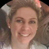 Excellent niveau en fran&ccedil;ais, patiente et p&eacute;dagogue, je m'adapte &agrave; tous les profils et niveaux.