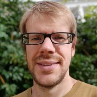 Professeur agr&eacute;g&eacute; et docteur en mathm&eacute;tiques donne cours en visio et &agrave; La Rochelle