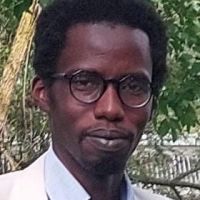 Titulaire d'un Doctorat en Langue et littérature françaises, j'aide à améliorer le niveau des élèves.