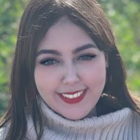 Dipl&ocirc;m&eacute;e en &eacute;tudes anglaises , avec une exp&eacute;rience de 10 ans , je propose des cours en ligne ou bien &agrave; domicile .