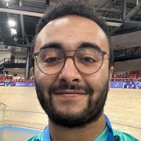 Élève ingénieur en informatique propose cours de maths