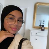 &Eacute;tudiante en droit donnant des cours particuliers