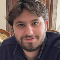 Etudiant en quatri&egrave;me ann&eacute;e de pharmacie propose des cours de maths de chimie et de science