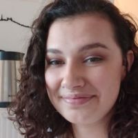 Etudiante en &eacute;cole d'ing&eacute;nieur a&eacute;ronautique donne des cours dans les mati&egrave;res scientifiques en visio