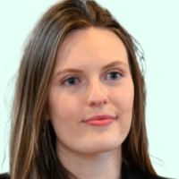 &Eacute;tudiante en 3ᵉ ann&eacute;e de m&eacute;decine v&eacute;t&eacute;rinaire, je propose des cours particuliers EN LIGNE du primaire au lyc&eacute;e.