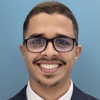 Étudiant à Centrale Supelec propose des cours de mathématiques et physique-chimie