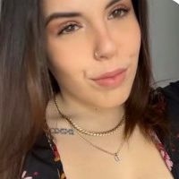 Etudiante en 3&egrave; ann&eacute;e de medecine propose cours de maths, physique et svt en visio