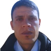 En tant qu'enseignant certifi&eacute; par le Syst&egrave;me d'&Eacute;ducation Nationale, j'enseigne les math&eacute;matiques au coll&egrave;ge et au lyc&eacute;e