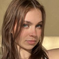 &Eacute;l&egrave;ve de terminale g&eacute;n&eacute;rale propose garde d'enfants et aide aux devoirs pr&egrave;s de Bordeaux ou en visio ;)