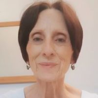 Enseignant poss&eacute;dant une ma&icirc;trise de Lettres modernes , ayant enseign&eacute; en France et &agrave; l'&eacute;tranger, donne  cours de soutie