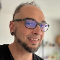 Ing&eacute;nieur en d&eacute;veloppement depuis 25 ans, donne cours de programmation ou autres sujets en Informatique