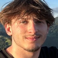 &Eacute;l&egrave;ve en classe pr&eacute;paratoire MPSI au lyc&eacute;e Faidherbe, je propose des cours de maths en visio adapt&eacute;s &agrave; chaque &eacute;l&egrave;ve