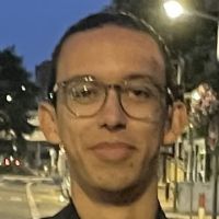 Étudiant post-Classe Préparatoire aux Grandes Écoles (CPGE) scientifique, je propose des cours de maths et physique