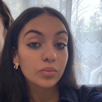 Professeur d’allemand diplôme d’un double Abitur et bac allemand français bilingue. J’ai obtenue un bac scientifique