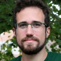 Intervenant &agrave; l'Universit&eacute; en SES, gestion de projets, entrepreneur et titulaire d'un master 2 en science &eacute;conomique