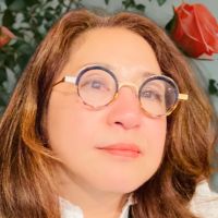 Professeur de japonais, plus de 24 ans d'exp&eacute;rience en &eacute;coles d'ing&eacute;nieurs et &agrave; l'univer