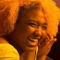 Étudiante diplômée, bilingue et passionnée de l'enseignement