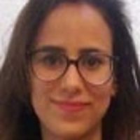 Je suis professeure d&rsquo;enseignement secondaire. Issue de l&rsquo;&Eacute;cole Normale Sup&eacute;rieure et titulaire d'un Master 2 en Math