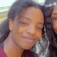 Titulaire d'un Master en Agroscience, je propose des cours en Maths et Physique-Chimie, niveau collège et lycée.