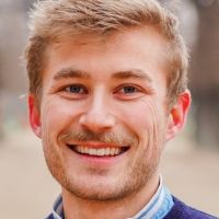 Titulaire d'un dipl&ocirc;me d'ing&eacute;nieur g&eacute;n&eacute;raliste (Centrale Lille), je propose des cours de soutien en mini-groupes