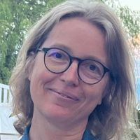 20 ans d'exp&eacute;rience, sp&eacute;cialis&eacute;e sur les niveaux coll&egrave;ge en maths et fran&ccedil;ais