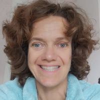 Professeure et formatrice exp&eacute;riment&eacute;e donne cours de soutien scolaire et cours de FLE