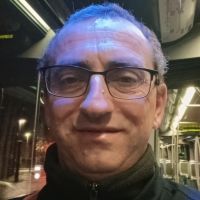 Musicien, professeur de solf&egrave;ge, avec un bon niveau scolaire, ayant form&eacute; plusieurs musiciens percussionnistes.
