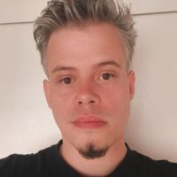 Je m'appelle Alexandre, professeur de fran&ccedil;ais langue &eacute;trang&egrave;re et &eacute;tudiant en langues (fran&ccedil;ais/espagnol)