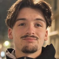 &Eacute;tudiant en premi&egrave;re ann&eacute;e de licence MIASHS (maths appliqu&eacute;es)