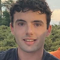 &Eacute;tudiant en &eacute;cole d'ing&eacute;nieur &agrave; l'ESTACA donne des cours de maths et physique jusqu'&agrave; la terminale.