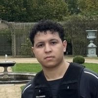 Cours de maths du coll&egrave;ge au sup&eacute;rieur par un &eacute;tudiant en Master de math&eacute;matiques appliqu&eacute;es
