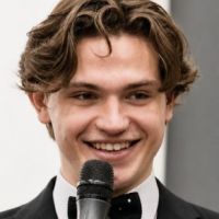 Cours d'anglais et expression orale tous niveaux par un &eacute;tudiant en master de droit et tuteur universitaire