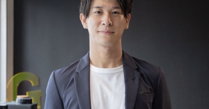 浮部 史也