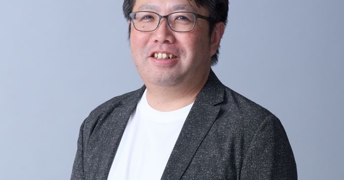三田英一