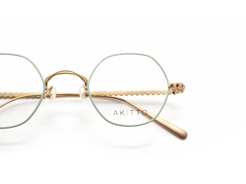 サマーカラーなAKITTO