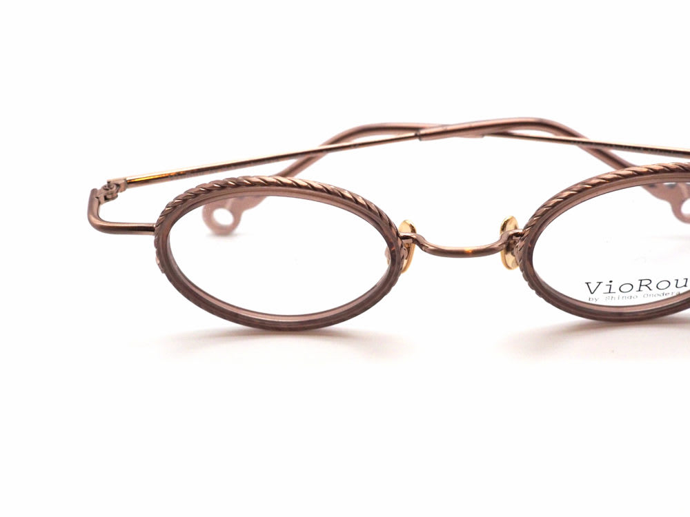 VioRou, Takeo 眼鏡工房久保田