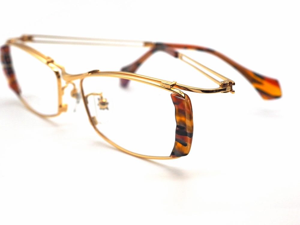 less than human, colle 眼鏡工房久保田