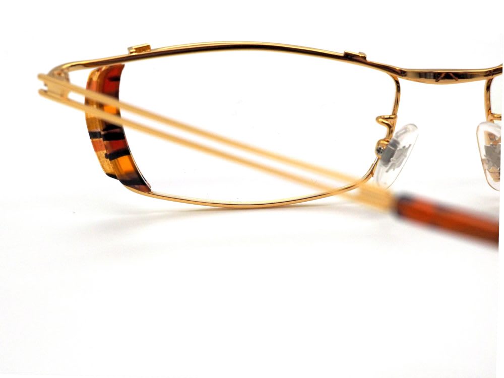 less than human, colle 眼鏡工房久保田