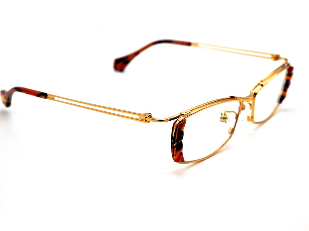 less than human, colle 眼鏡工房久保田