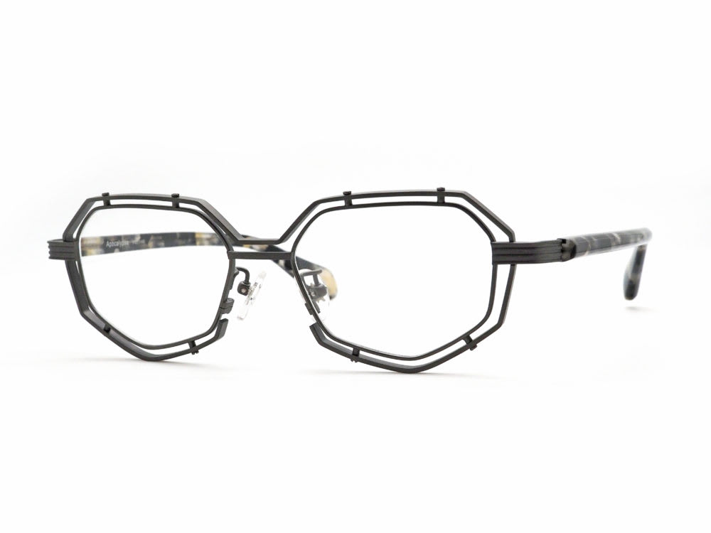 less than human, Apocalypse 眼鏡工房久保田