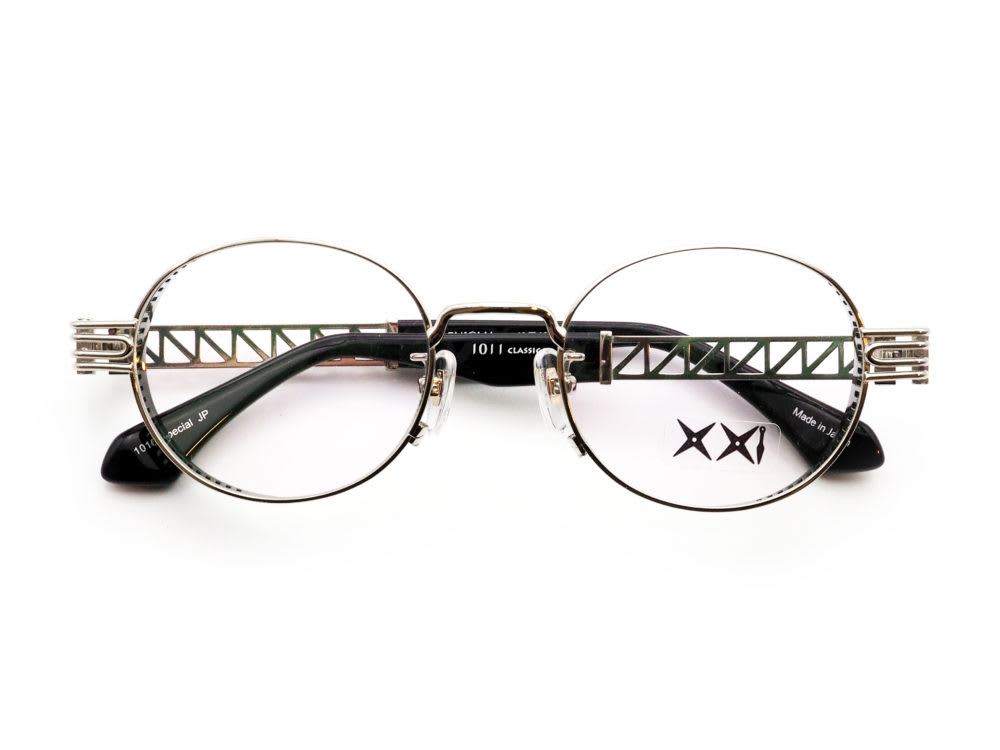 1011 CLASSICA, ENIGMA