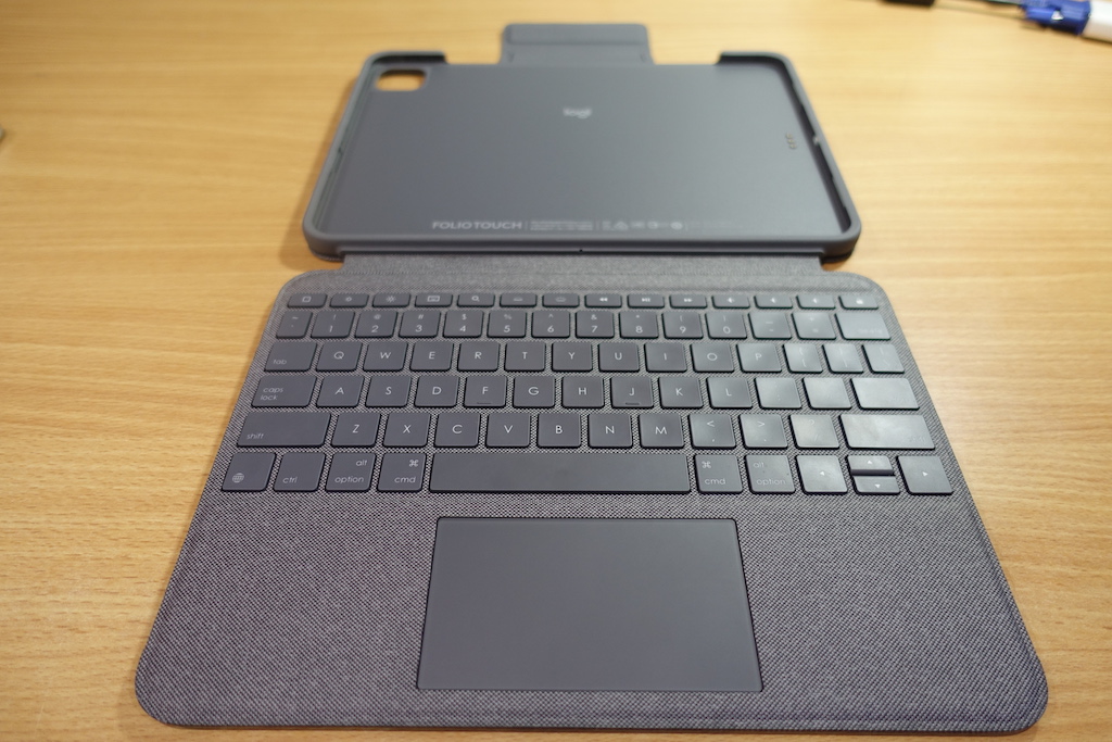 Logicool Folio Touch Keyboard Case with Trackpad