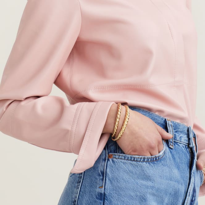 Mejuri mini store lotus bracelet