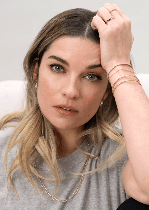 A Golden Moment with Actor Annie Murphy