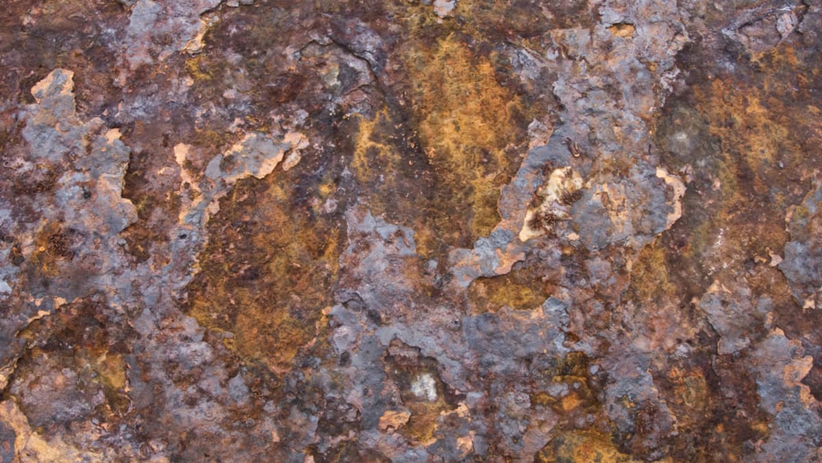 Iron and oxygen form rust фото 14