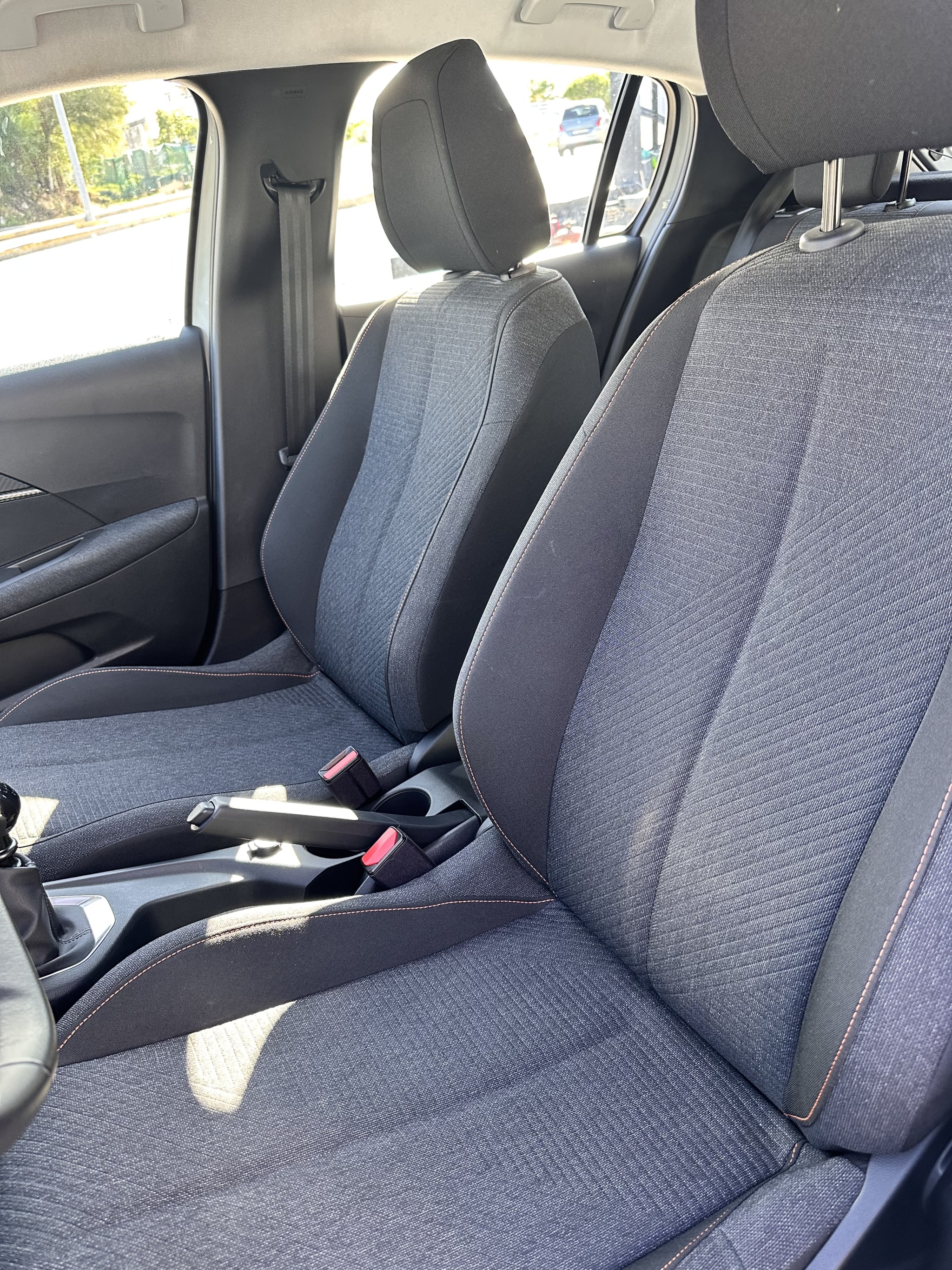Peugeot 208, φωτογραφία 6 από 7
