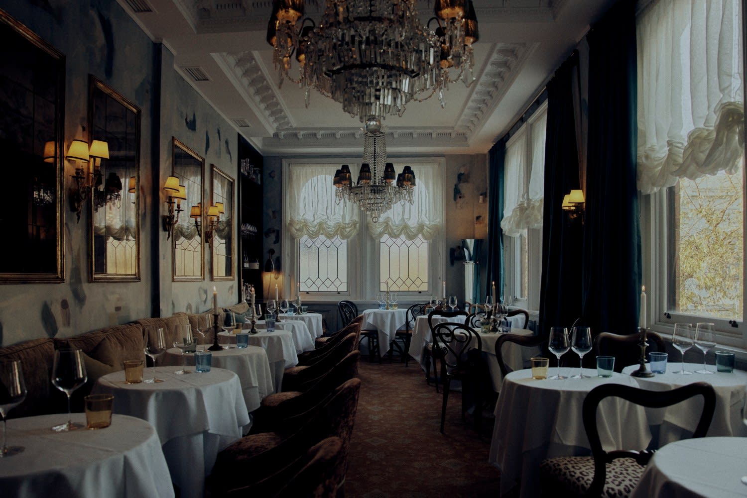 Entrecôte's companion bar, Gigi.