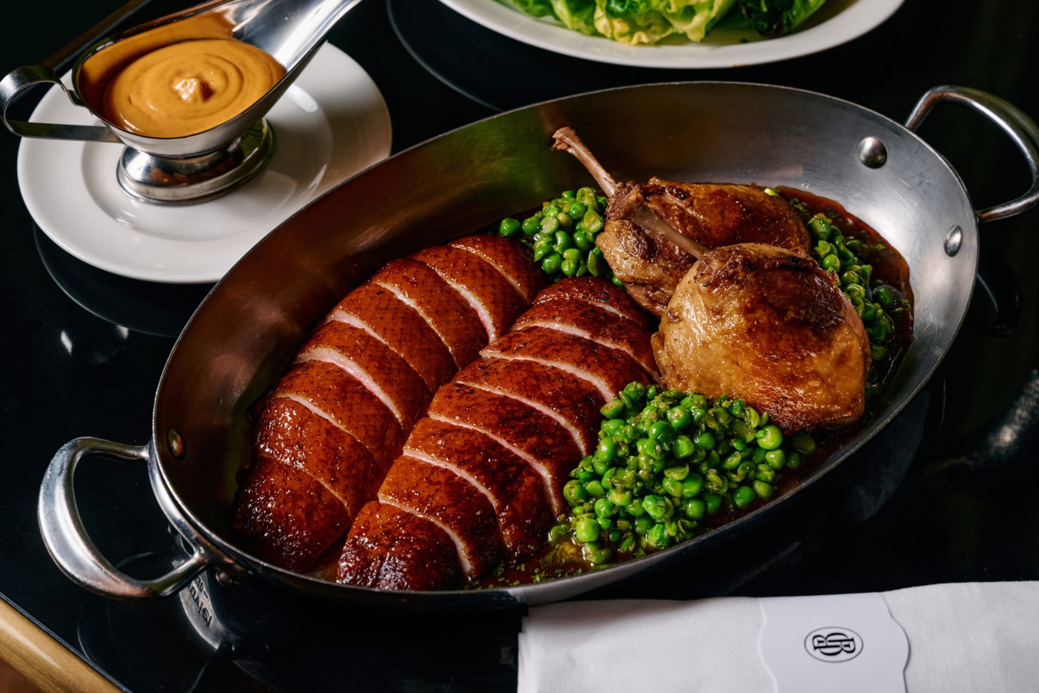 Canard rôti de la Maison Bâtard (image: Pete Dillon).