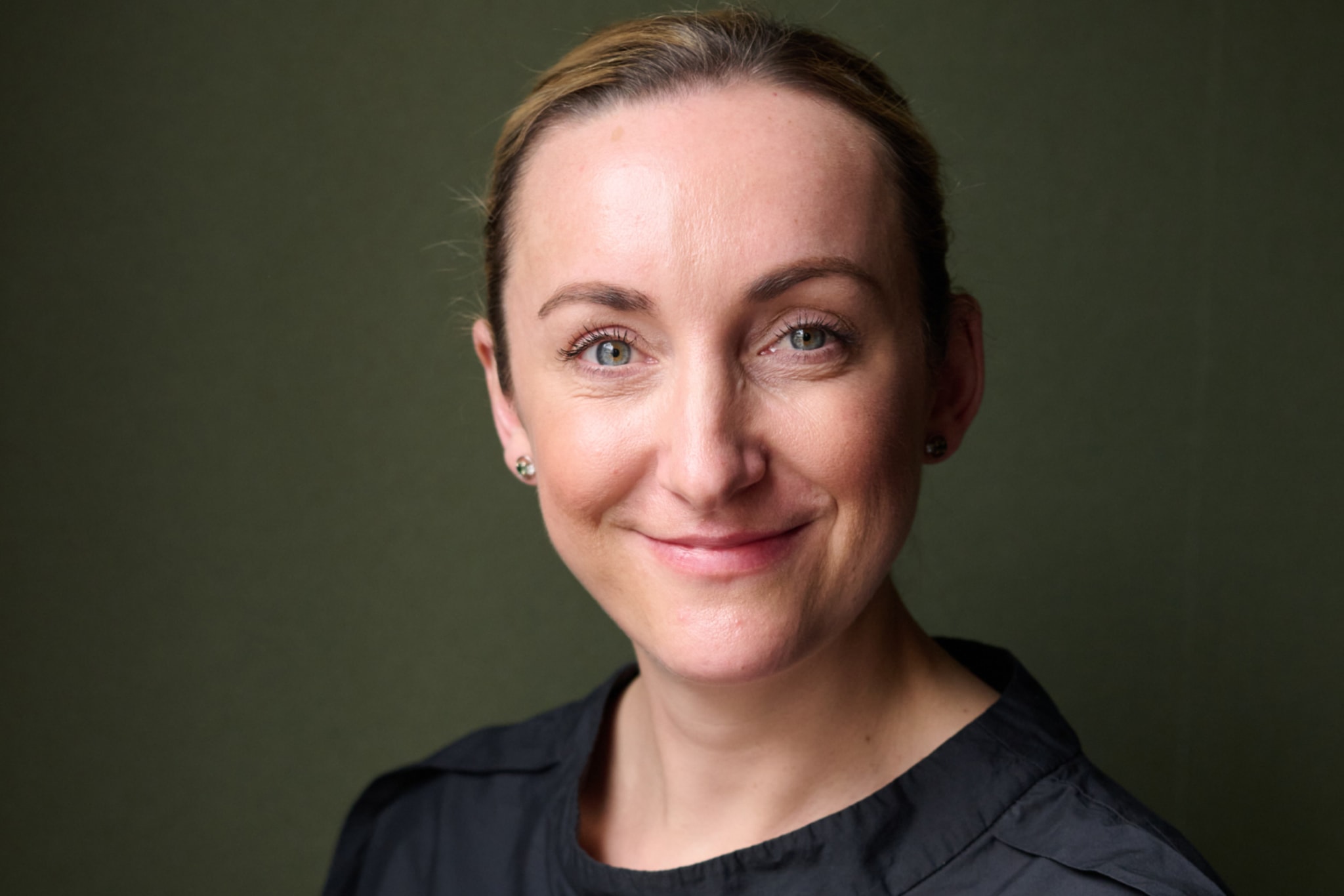 A portrait of Lyndal Taylor, head sommelier at Brae.