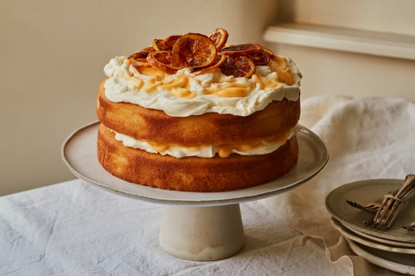 Lemon and labneh cake